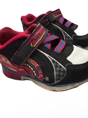 Disney Pixar Cars Sneakers Toddler Size 6.5 Boys Shoes Lightning McQueen